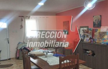 B° INDEPENDENCIA – CASA DOBLE GARAJ. Y PILETA APTA CREDITO – HUGO DEL CARRIL