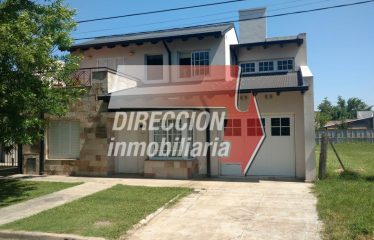 Bª PIZZURNO CASA CON PILETA CALEFACCIONADA – CORTAZAR