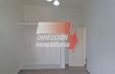 B° VILLA DEL PARQUE – HERMOSA CASA EN ESQUINA – PJE. DON TOMAS