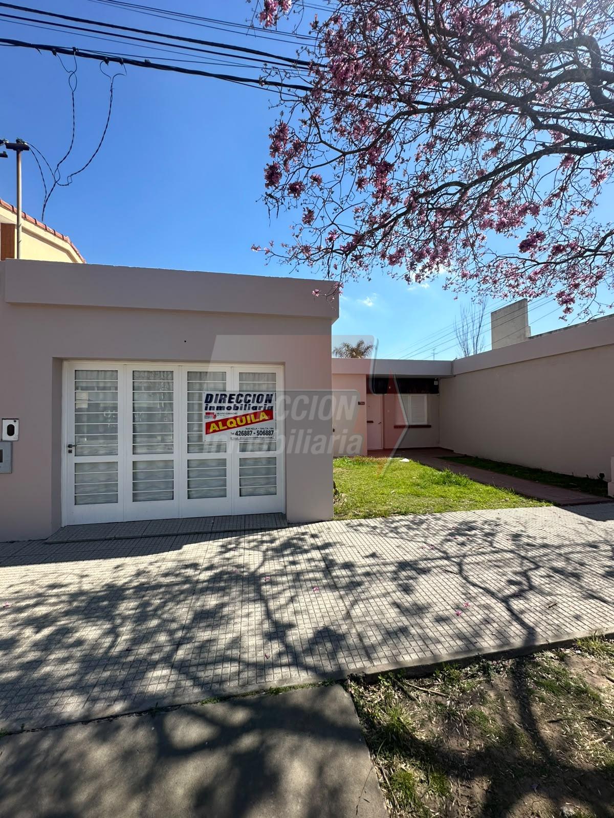 Casa de 3 dormitorios en alquiler en Villa Rosas, Rafaela